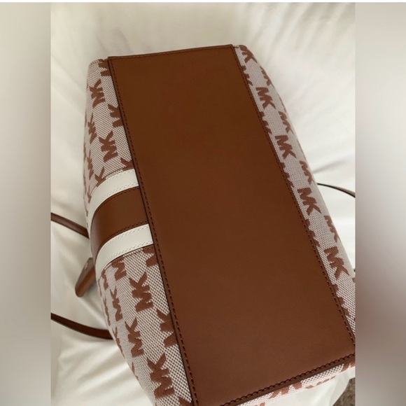 Michael Kors Vincent Large Logo Jacquard Tote Bag with Card Case NWT - Picture 9 of 10